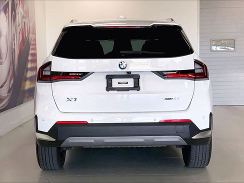 Used 2023 BMW X1 xDrive28i w/ Convenience Package AWD/4WD image 5