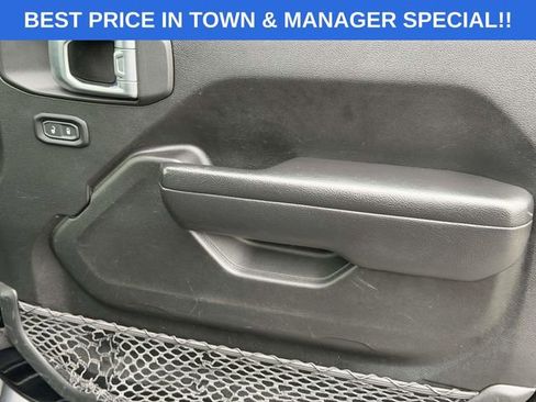 Used 2023 Jeep Gladiator Sport image 8