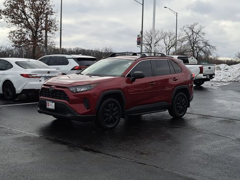 Certified 2020 Toyota RAV4 LE image 3