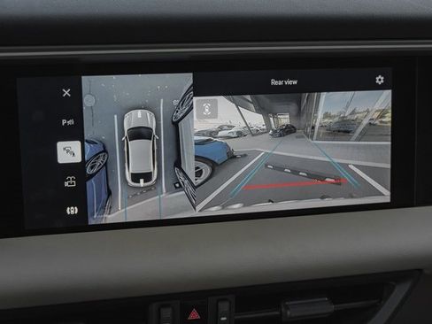 Used 2025 Porsche Macan 4 Electric image 18