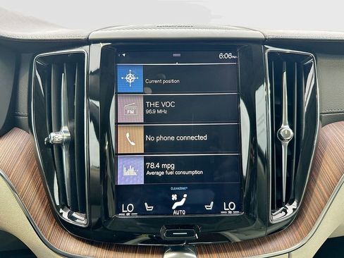 Used 2020 Volvo XC60 T5 Inscription w/ Protection Package Premier FWD image 16