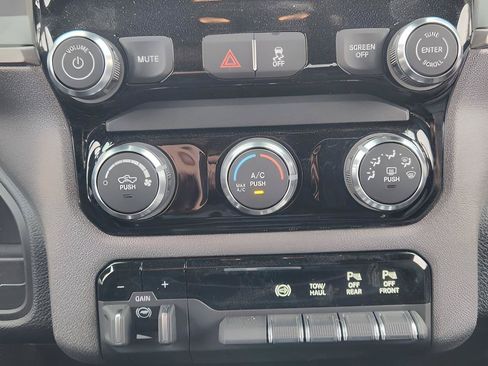 Used 2025 RAM 2500 Tradesman w/ Commercial Features Package RWD image 13