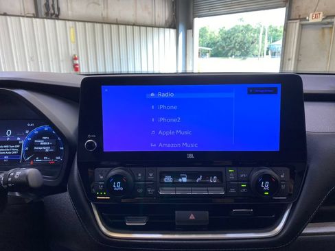 Used 2025 Toyota Grand Highlander FWD image 40