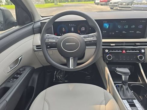 New 2026 Hyundai Tucson SEL Plus AWD/4WD image 16