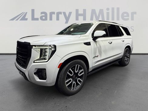 Used 2021 GMC Yukon AT4 w/ AT4 Premium Plus Package image 1
