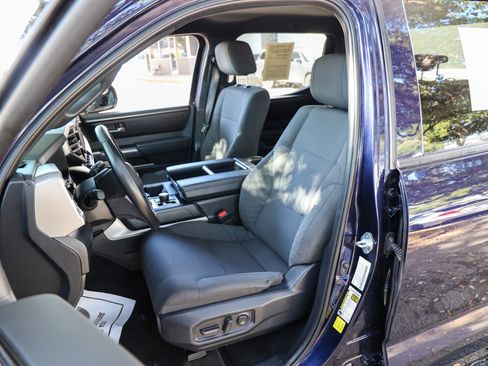 Used 2025 Toyota Tundra SR5 AWD/4WD image 35