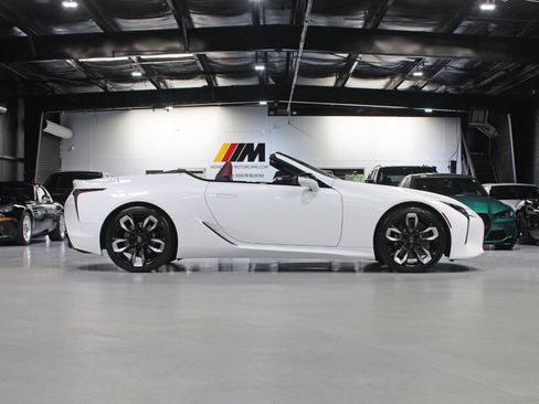Used 2024 Lexus LC 500 Convertible w/ Touring Package RWD image 70