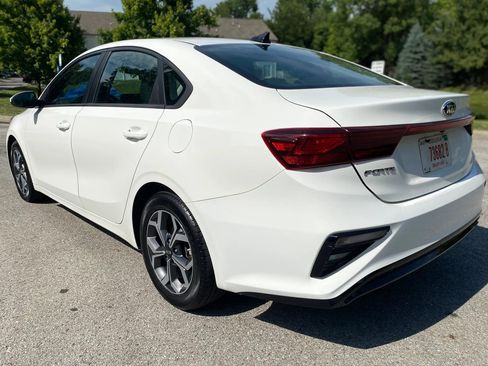 Used 2020 Kia Forte LXS FWD image 4