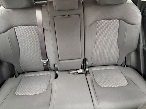 Used 2025 Kia Sportage LX FWD image 37