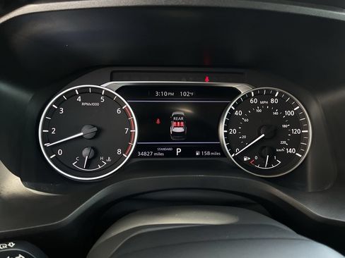 Used 2025 Nissan Rogue SV FWD image 29
