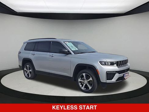 New 2026 Jeep Grand Cherokee L Limited AWD/4WD image 2
