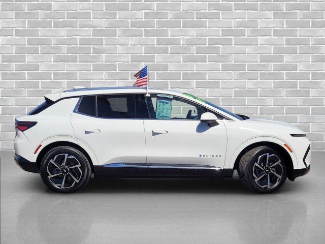 Certified 2024 Chevrolet Equinox EV LT FWD image 4