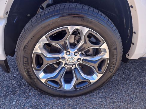 Used 2021 RAM 1500 Limited AWD/4WD image 22