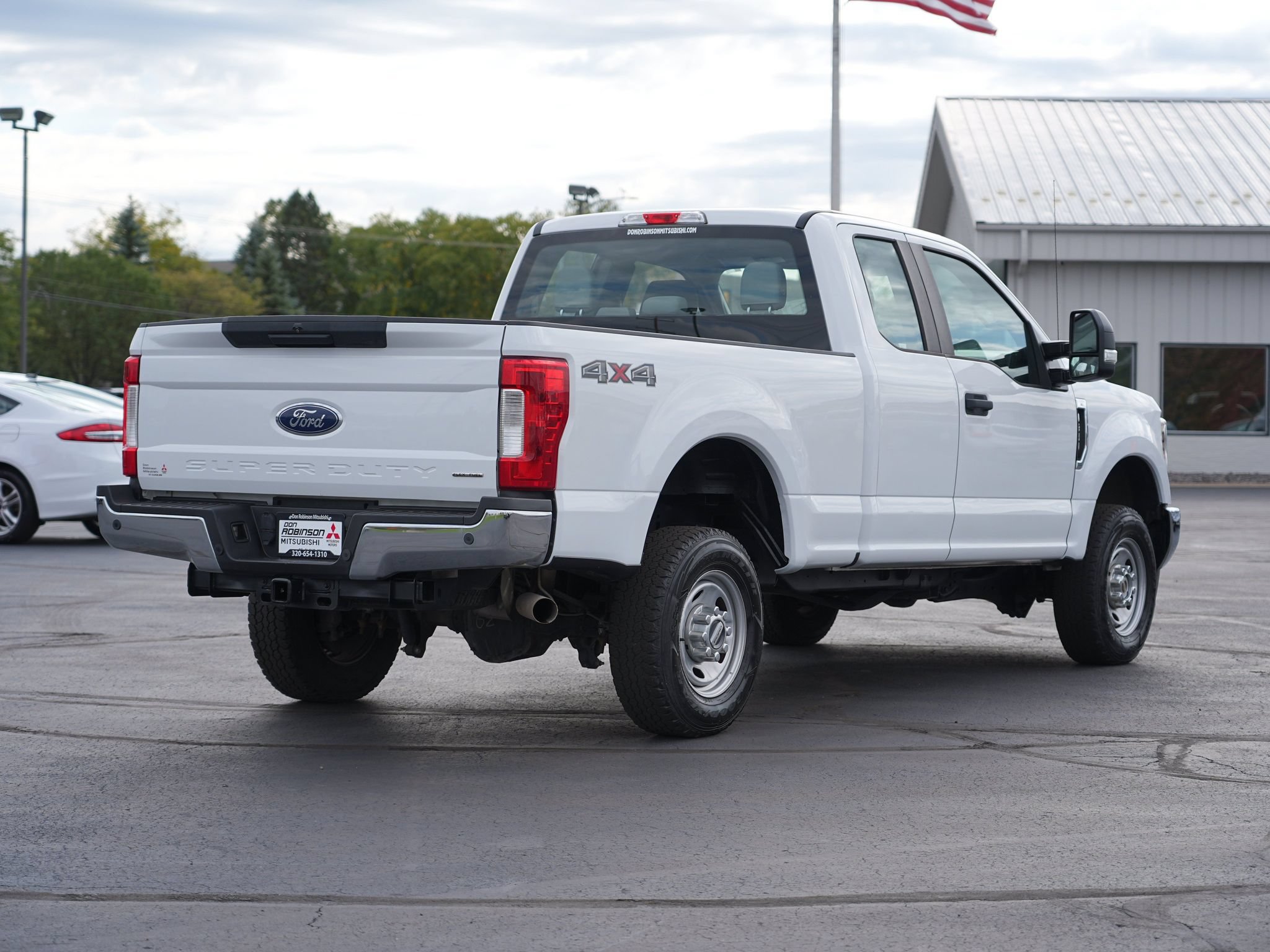 Used 2018 Ford F350 XL AWD/4WD image 3