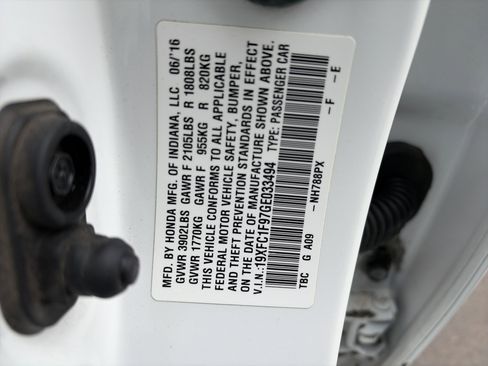 Used 2016 Honda Civic Touring image 30