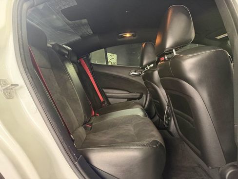 Used 2017 Dodge Charger SRT Hellcat RWD image 18
