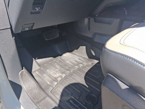 Used 2024 Ford Bronco Wildtrak AWD/4WD image 6