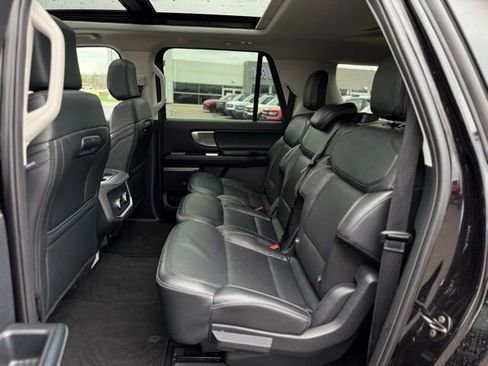 Certified 2025 Ford Expedition Max Platinum AWD/4WD image 18