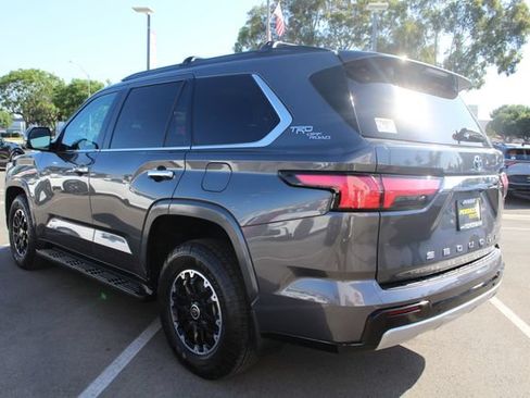 Certified 2023 Toyota Sequoia Limited w/ TRD Off-Road Package AWD/4WD image 16