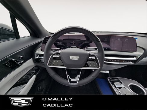 New 2026 Cadillac Lyriq Luxury w/ LPO, Floor Liner Package image 15