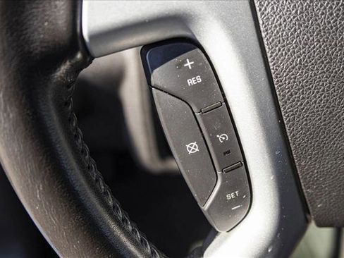 Used 2012 Chevrolet Traverse LT image 14