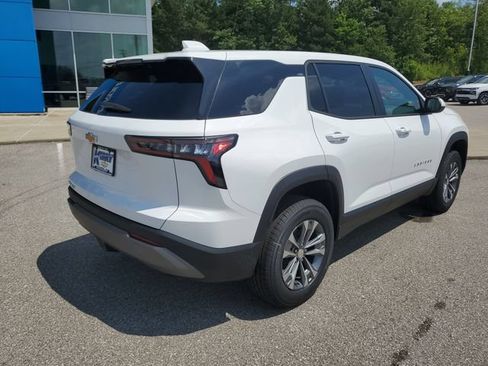 New 2026 Chevrolet Equinox LT FWD image 4