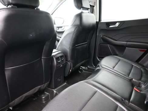 Used 2022 Ford Escape SEL FWD image 20