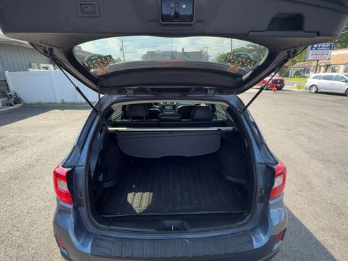 Used 2017 Subaru Outback 2.5i Premium AWD/4WD image 17