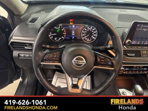 Used 2019 Nissan Altima 2.0 Platinum image 18