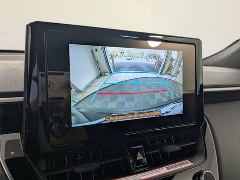 Used 2024 Toyota Corolla Cross AWD Hybrid image 20