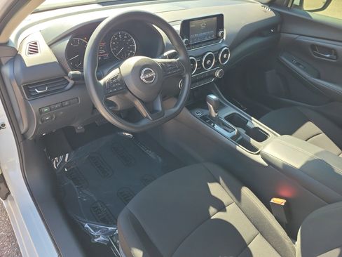 Certified 2025 Nissan Sentra S image 20