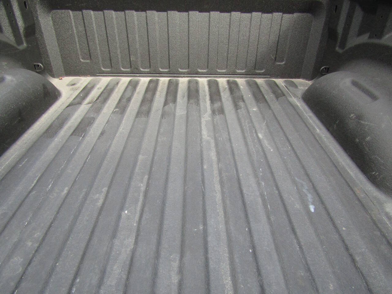 Used 2020 RAM 1500 Laramie w/ Night Edition AWD/4WD image 23