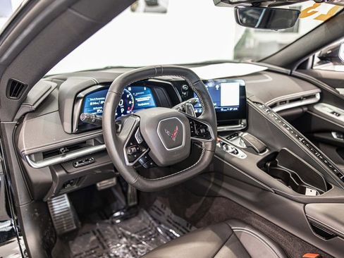 Used 2023 Chevrolet Corvette Stingray Preferred Cpe w/ 2LT image 19