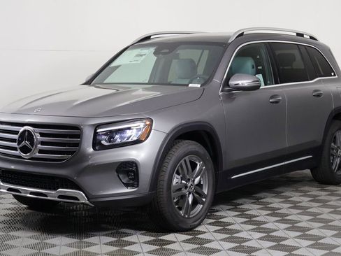 New 2026 Mercedes-Benz GLB 250 image 1