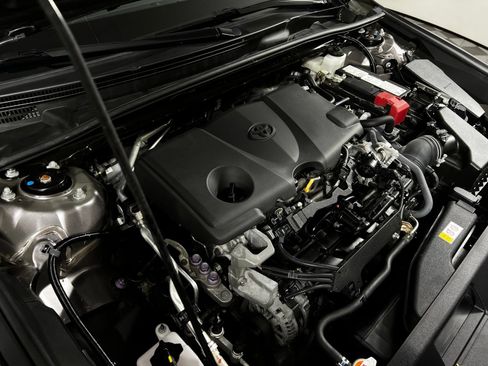 Certified 2024 Toyota Camry SE FWD image 10