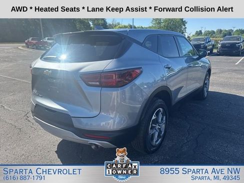 Used 2025 Chevrolet Blazer LT AWD/4WD image 3