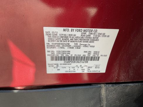 Used 2013 Ford Taurus SEL FWD image 31