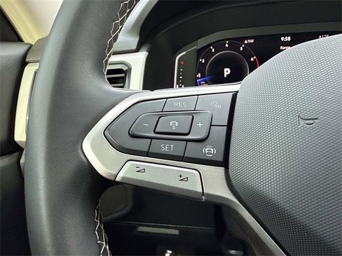 Certified 2023 Volkswagen Atlas SE image 25