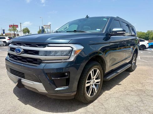 Used 2024 Ford Expedition XLT RWD image 7