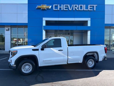 Used 2024 GMC Sierra 1500 Pro w/ Pro Value Package AWD/4WD image 1