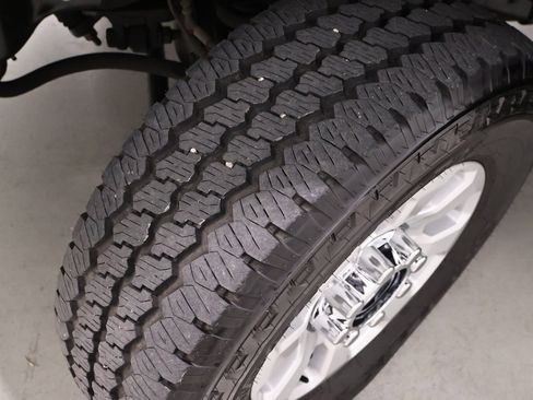 Certified 2024 Ford F250 XLT w/ FX4 Off-Road Package image 37