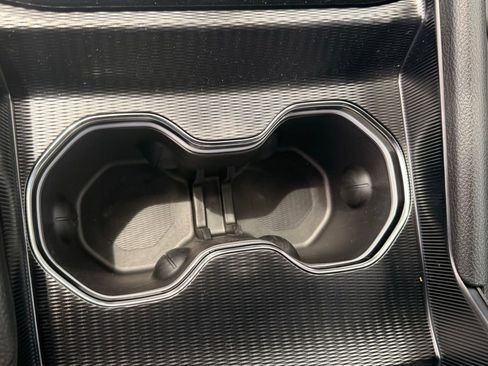 New 2026 Jeep Grand Cherokee Limited RWD image 16