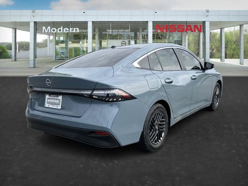 New 2026 Nissan Sentra SV w/ Floor Mat Package image 4