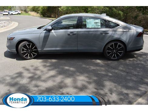 New 2026 Honda Accord Hybrid Touring image 4