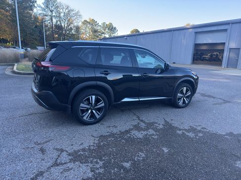 Certified 2023 Nissan Rogue SL image 3