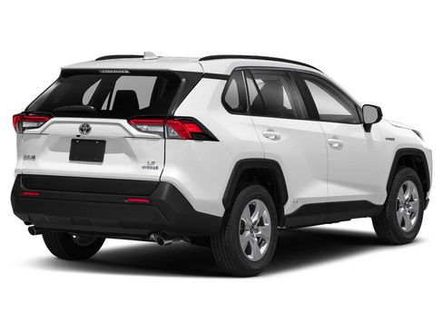 Used 2020 Toyota RAV4 LE AWD/4WD image 2