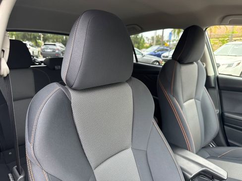 Certified 2022 Subaru Crosstrek 2.0i Premium w/ Popular Package #3 image 10