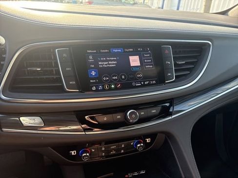 Used 2023 Buick Enclave Essence w/ Experience Buick Package image 15