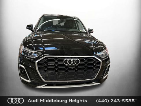 Certified 2025 Audi Q5 2.0T Premium Plus w/ Premium Plus Package image 11