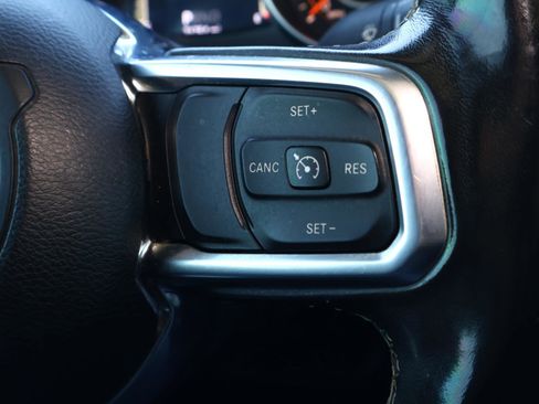 Used 2020 Jeep Gladiator Overland image 26